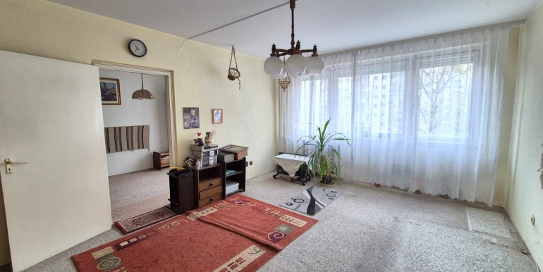 resize_20251201_120211