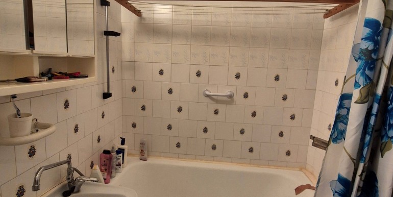 resize_20251201_125357