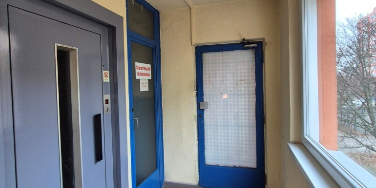 resize_20251201_125917